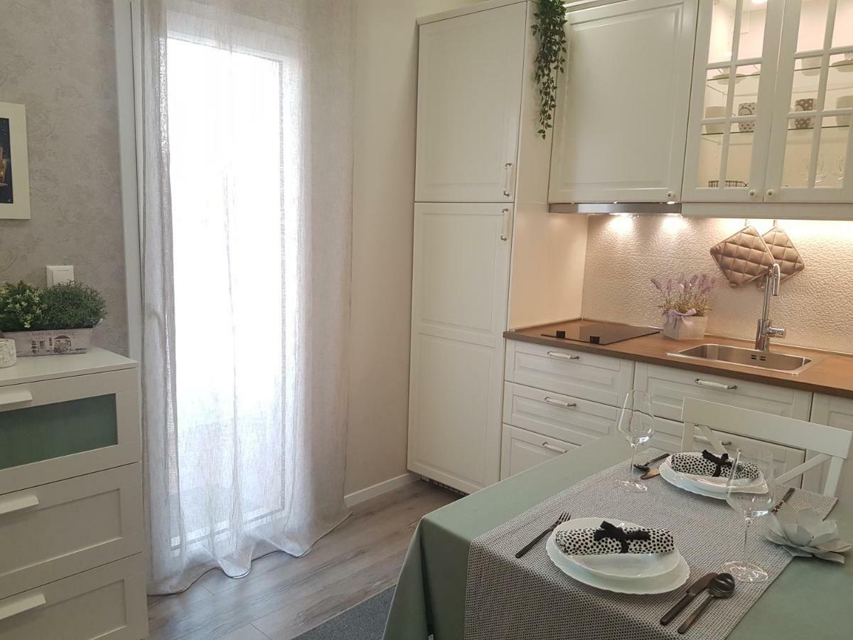 Apartments Iris Hvar Town Exterior photo